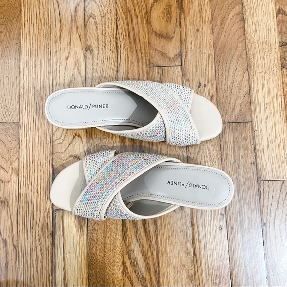 DONALD PLINER | Woven Colorful Low Heel - Picture 1 of 6